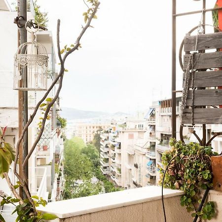 Stylish Flat With Veranda In The Heart Of Афіни Екстер'єр фото