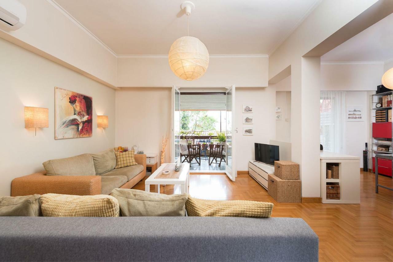 Stylish Flat With Veranda In The Heart Of Афіни Екстер'єр фото